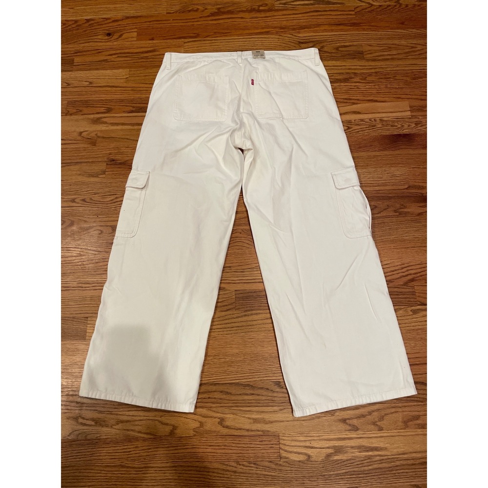 Levi's Womens Superlow Loose Cargo Pants 34x32 White Straight Leg NWT Baggy Punk - Picture 2 of 7